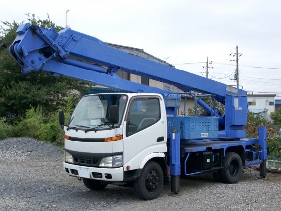 高所作業車